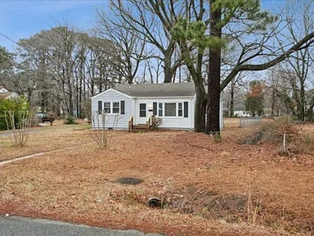 5926 Madison Ave - Photo 2 of 18