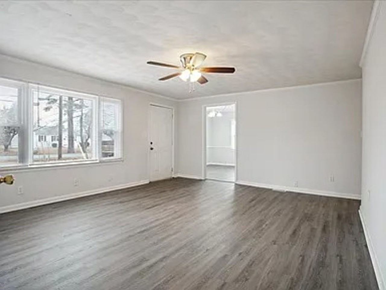 5926 Madison Ave - Photo 3 of 18