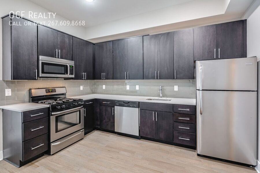 1607 Catharine St #1E