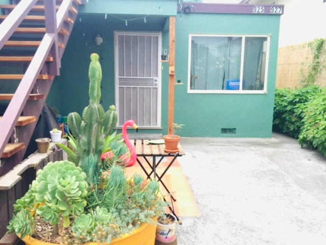 923 41st St #923 - Photo 2 of 18