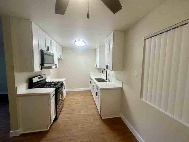 8127 Stewart And Gray Rd #03 - Photo 2 of 8