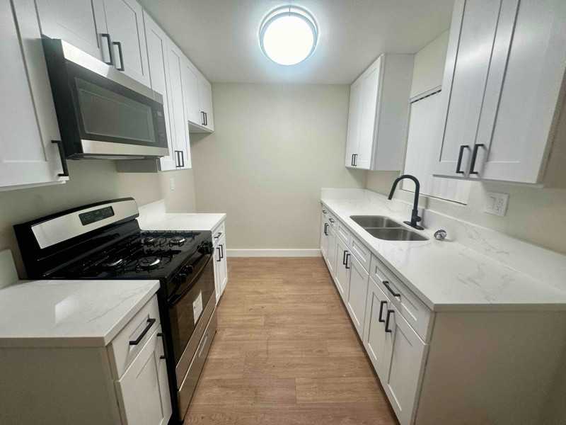 8127 Stewart And Gray Rd #03 - Photo 3 of 8