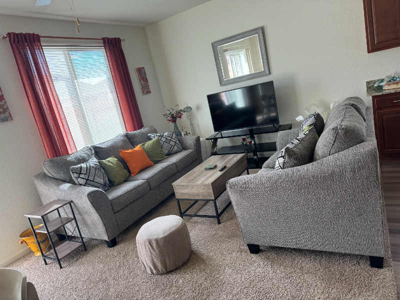 10424 Skynyrd Way - Photo 2 of 12