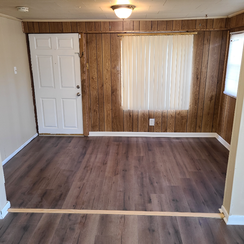 2300 W Jefferson St - Photo 2 of 20