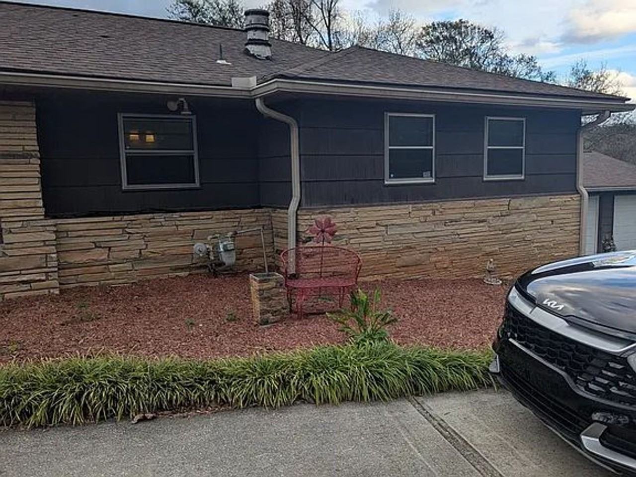 168 Sweetens Cove Rd - Photo 2 of 28