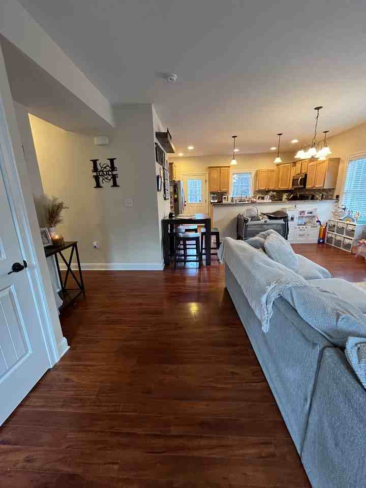 1037 Olivia Way #NA - Photo 5 of 19