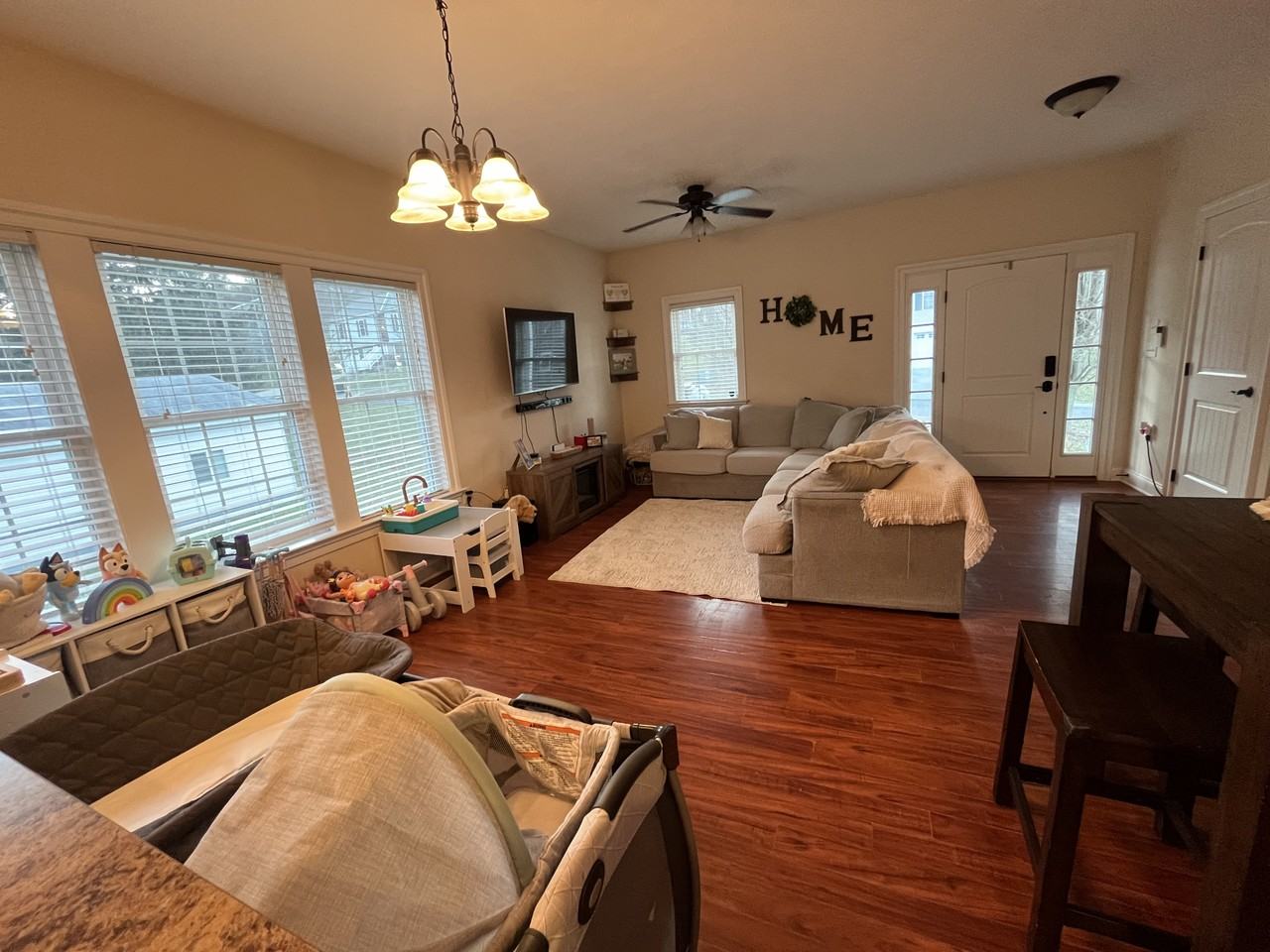 1037 Olivia Way #NA - Photo 6 of 19