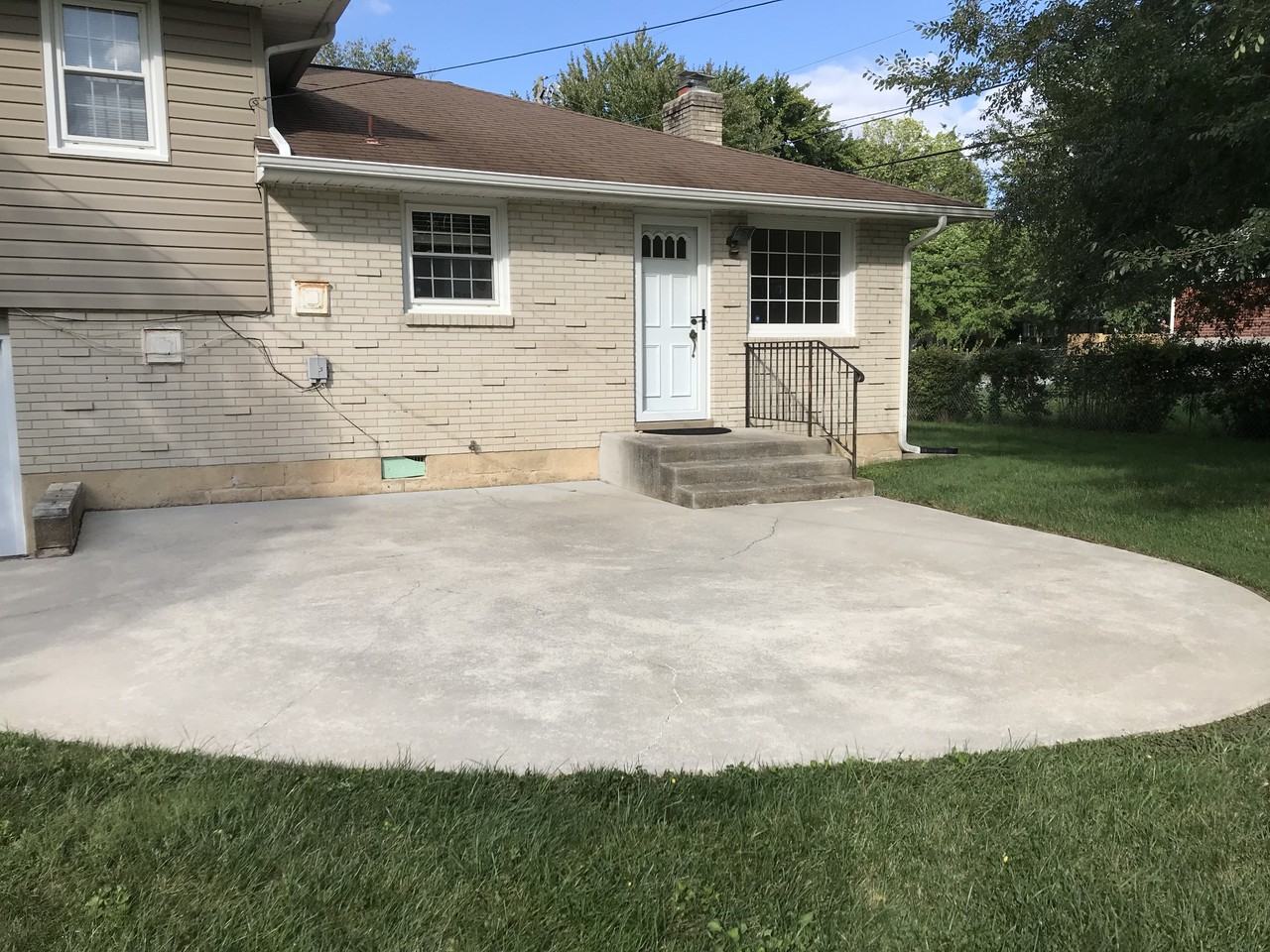 2402 Larchwood Rd #NA - Photo 3 of 20