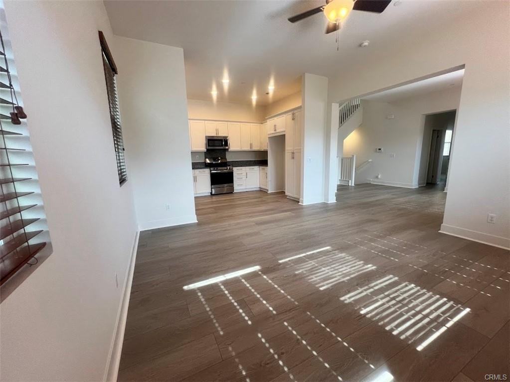 619 W Tribella Ct - Photo 3 of 8