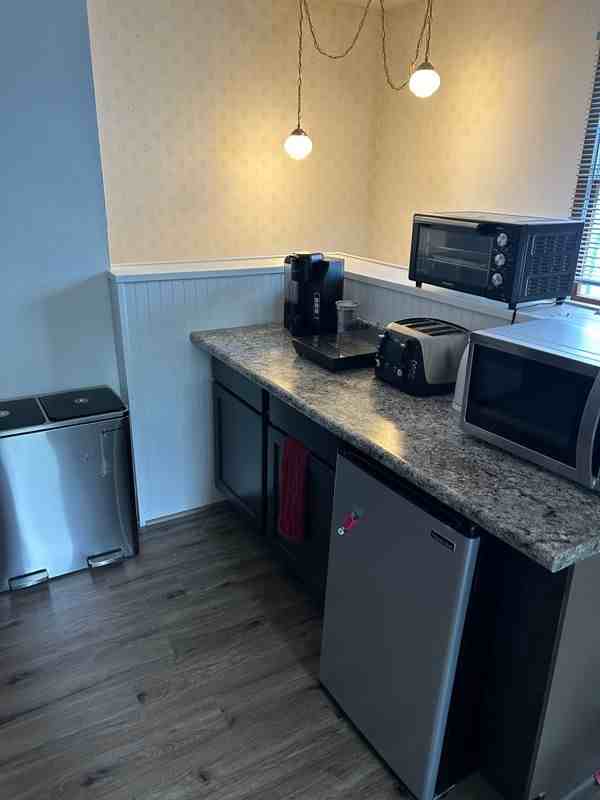 1423 S 3rd St - Photo 5 of 12