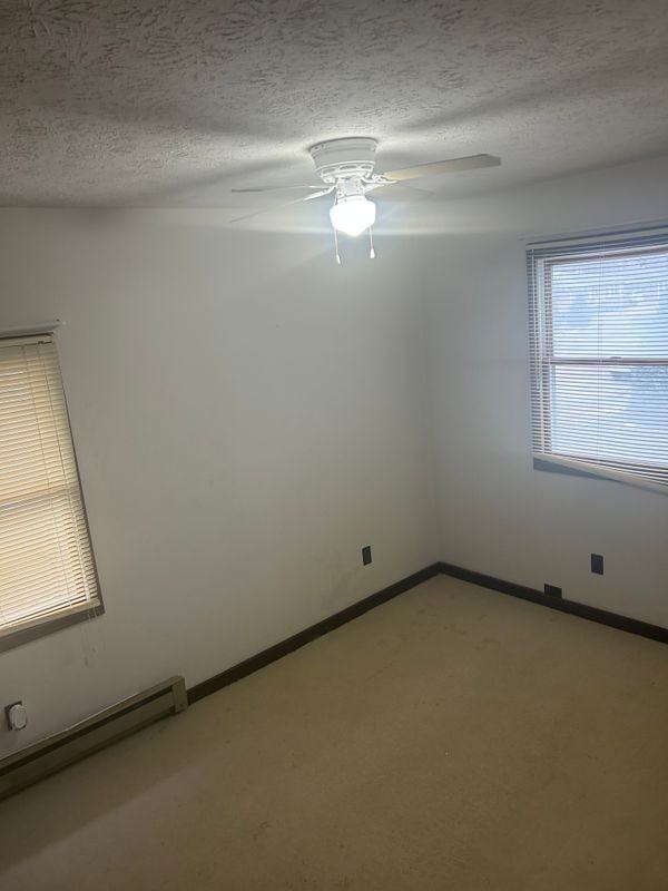 1423 S 3rd St - Photo 7 of 12