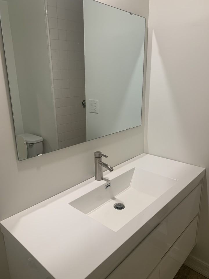 Cosmopolitan on Kings - Photo 2 of 11