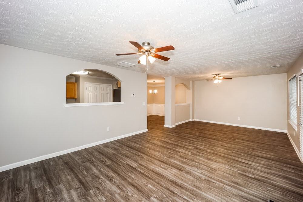 11264 James Madison Dr - Photo 5 of 17