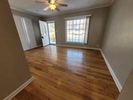 featured image of 3810 Urbandale Ave