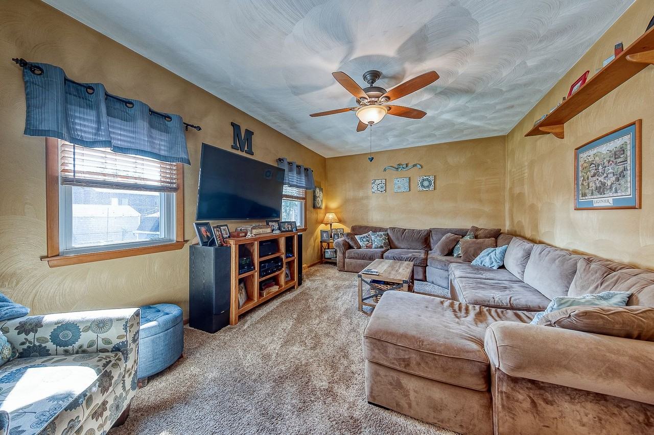 311 N Hamilton Ave - Photo 3 of 19