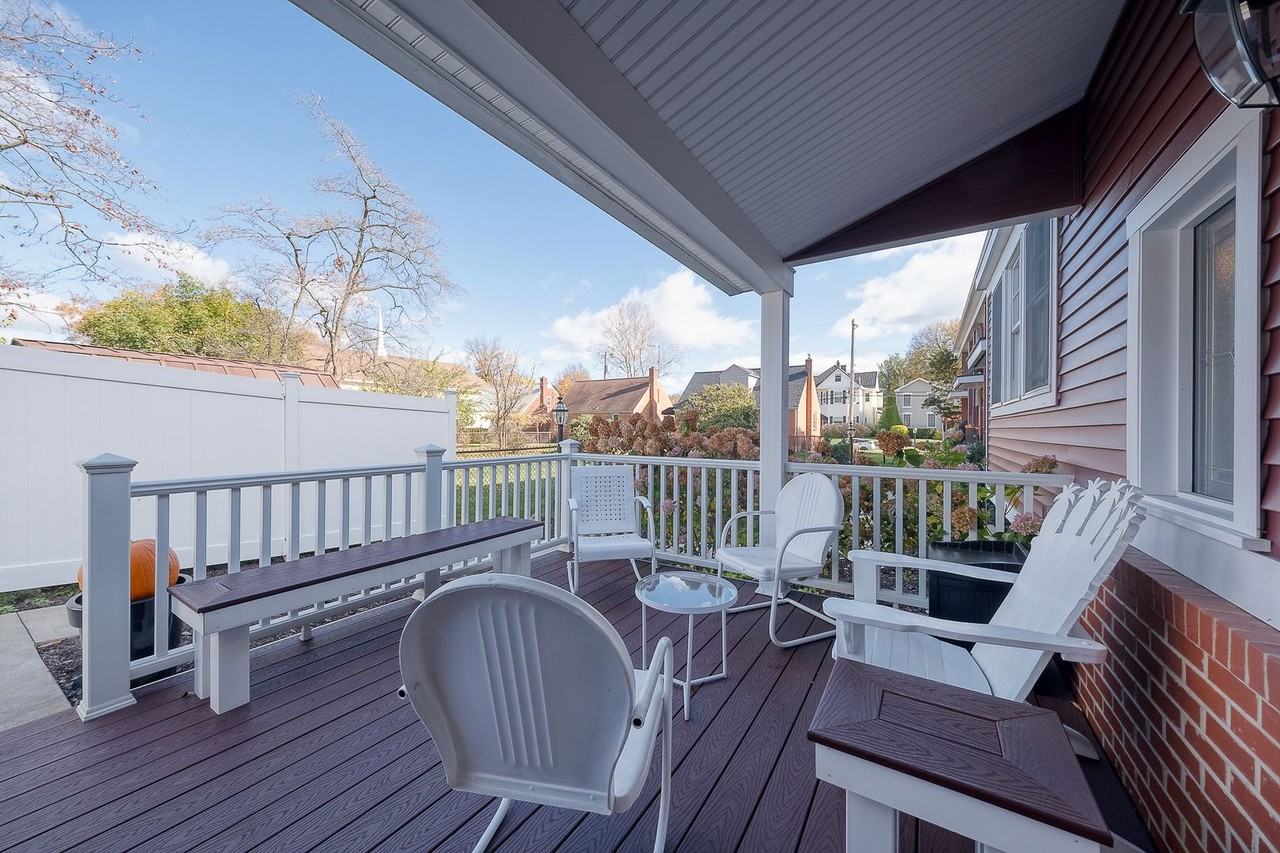 419 2nd St - Photo 2 of 16