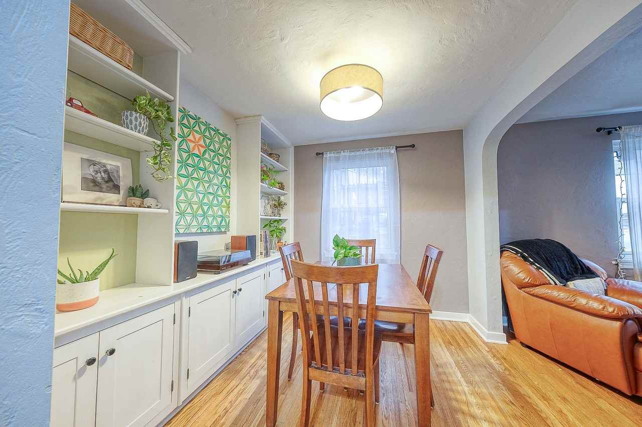 367 Terrace Pl - Photo 3 of 10