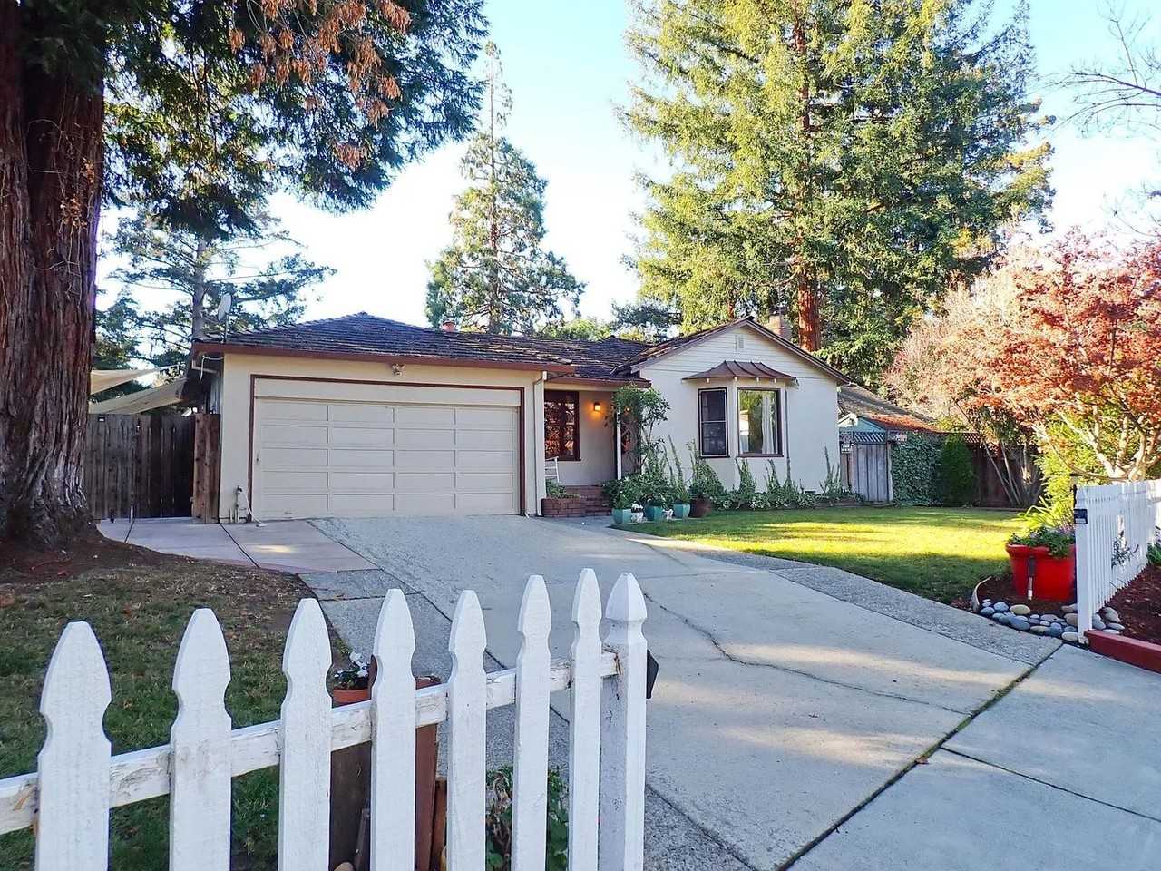 16912 Spencer Ave - Photo 2 of 12