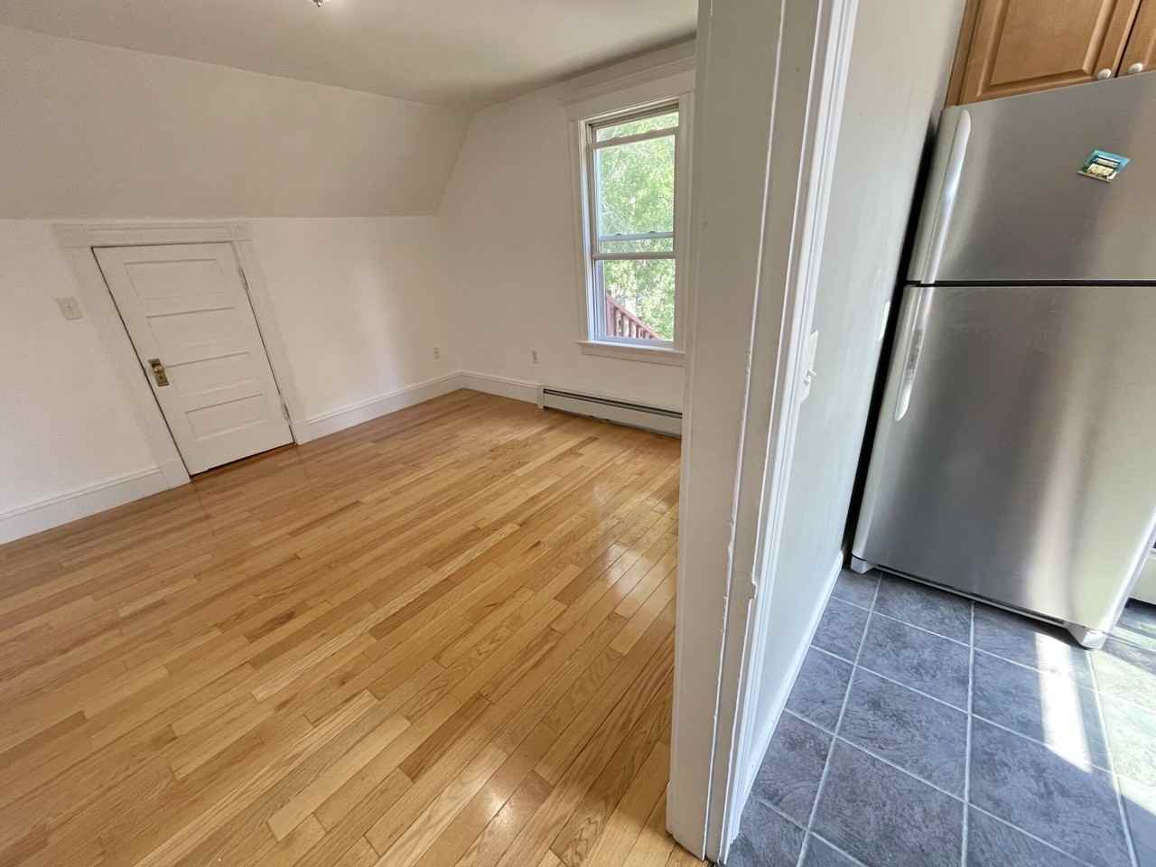 27 Brookview St #3 - Photo 3 of 19