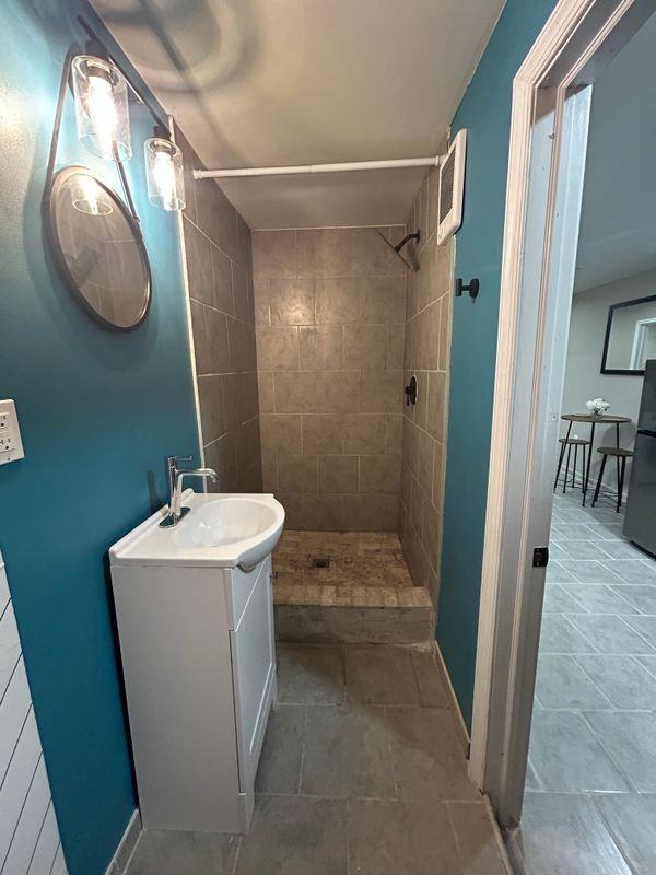 2722 Auchentoroly Ter ##1b - Photo 3 of 24