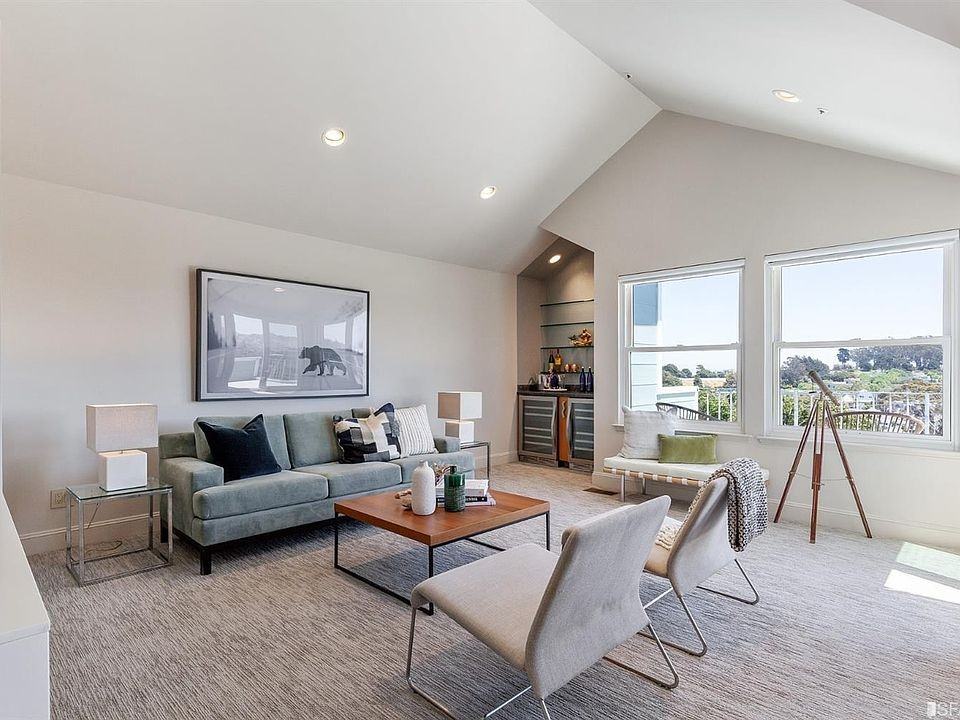 235 Whitney Street - Photo 3 of 40