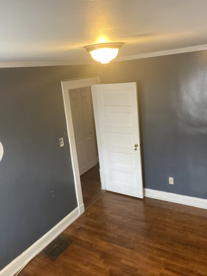 731 Boston Ave #8A - Photo 3 of 20