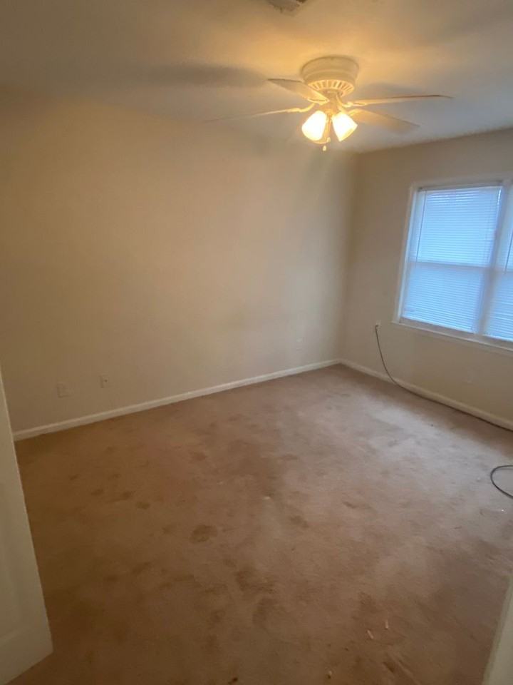 445 Pleasant Home Rd - Photo 3 of 15
