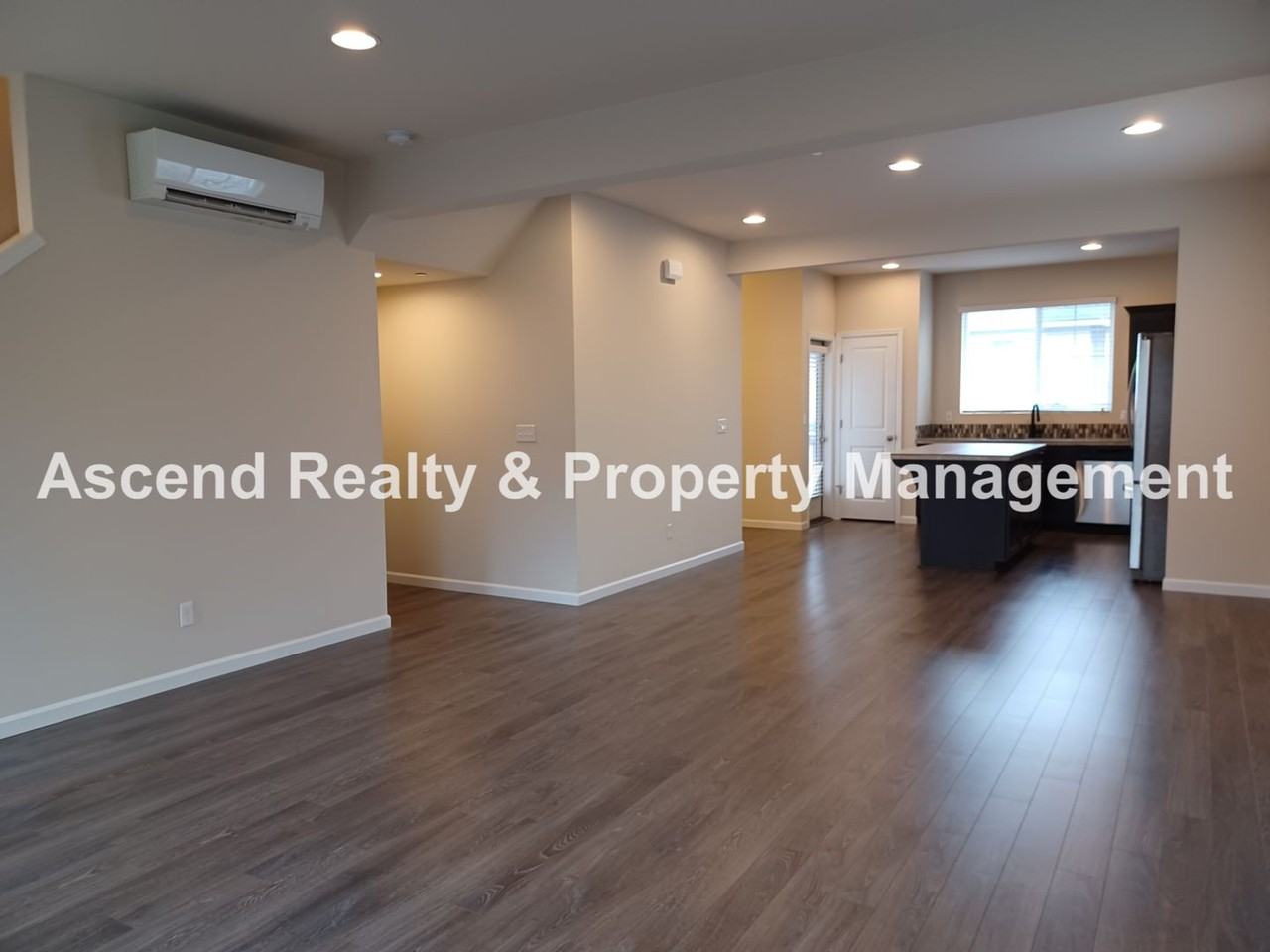 3156 Se Brookwood Ave - Photo 3 of 21