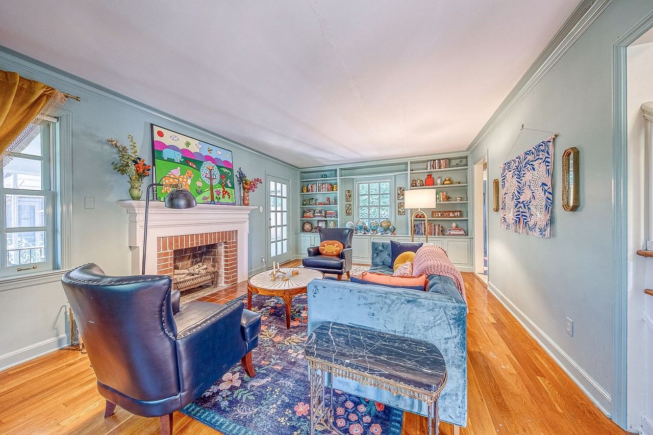 621 12th St - Photo 2 of 20