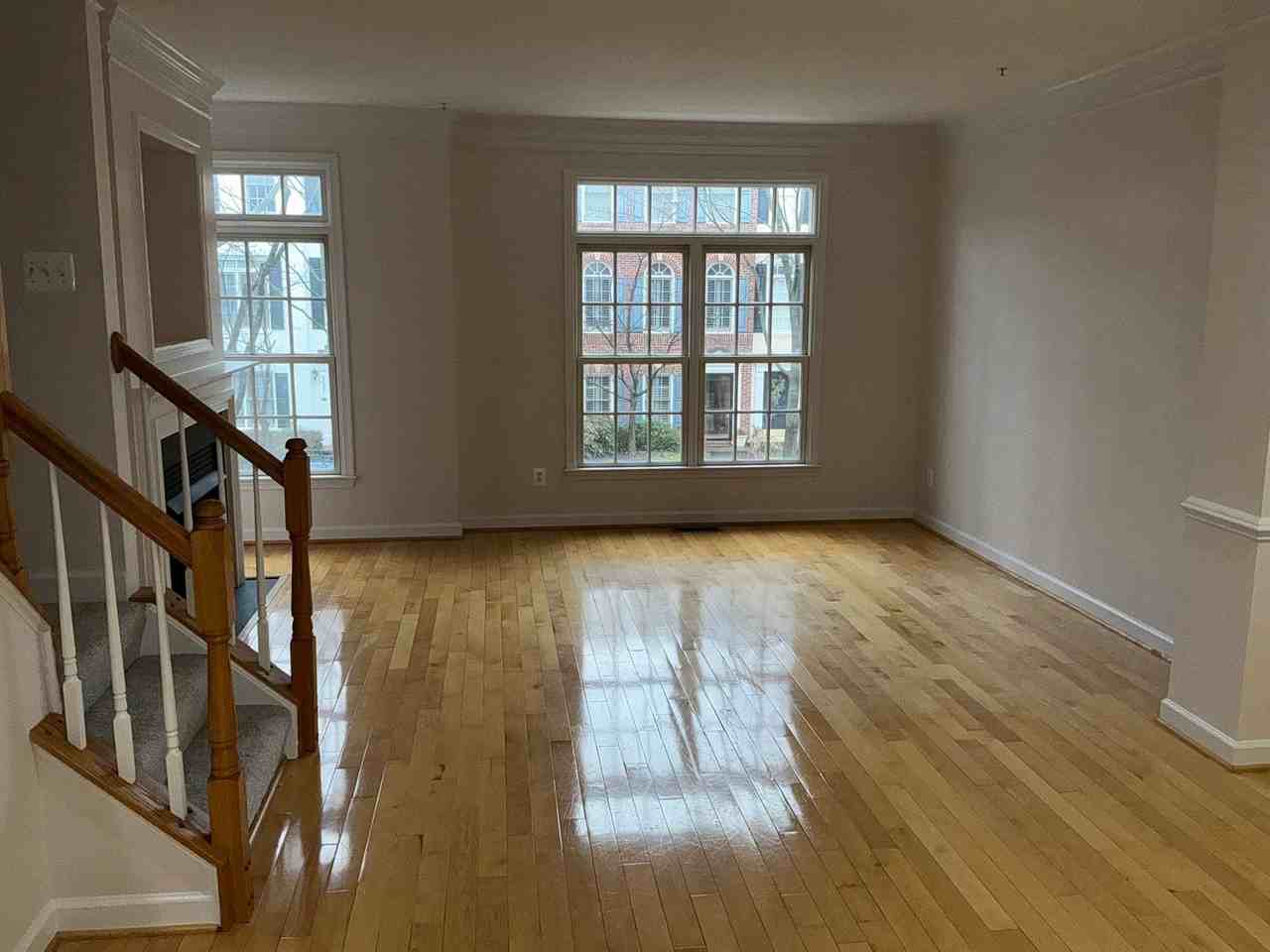 332 Casey Ln - Photo 7 of 38