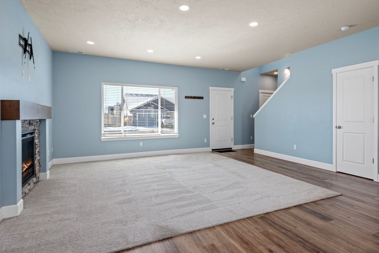 280 Nw Double Eagle Ave - Photo 4 of 24
