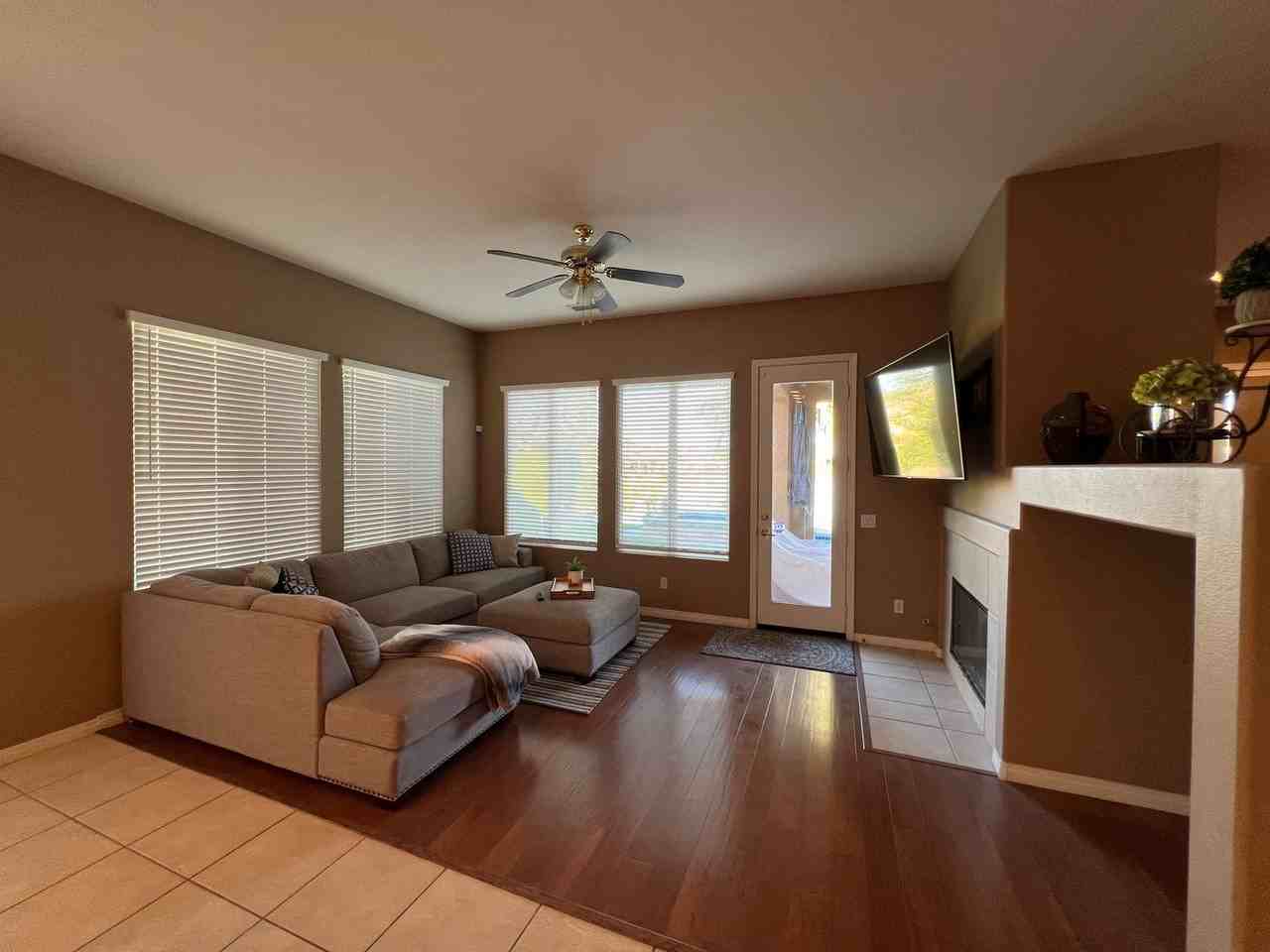 99 Shoreline Dr - Photo 4 of 18