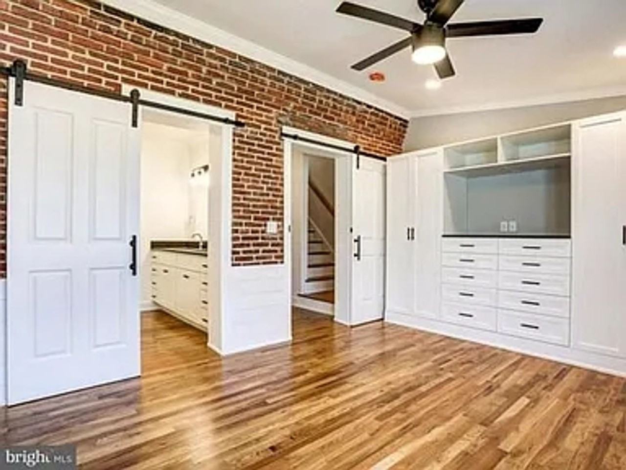 255 New Holland Ave - Photo 2 of 22