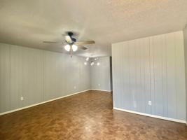 featured image of 301 E 4th St