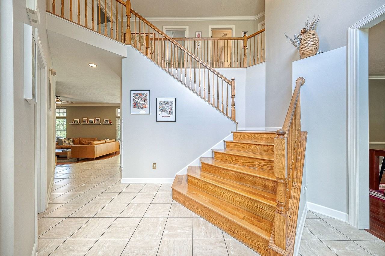 1412 Eaton Dr - Photo 3 of 40