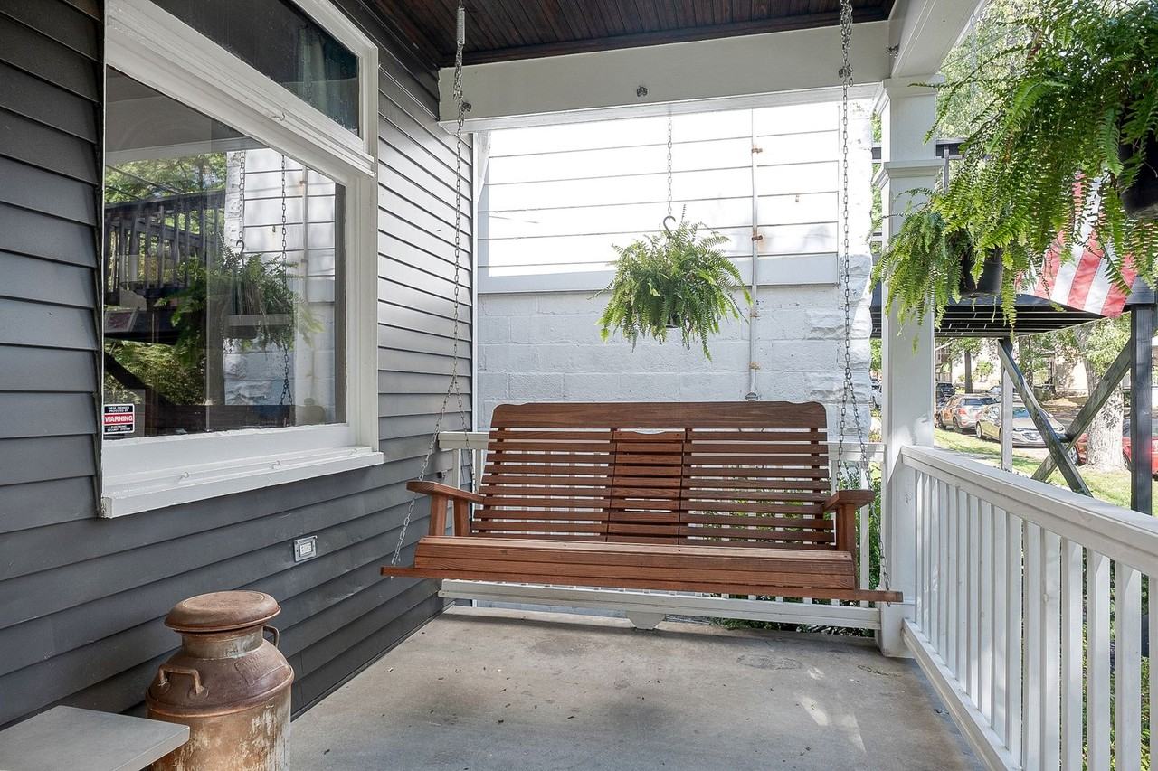 729 5th St - Photo 2 of 21