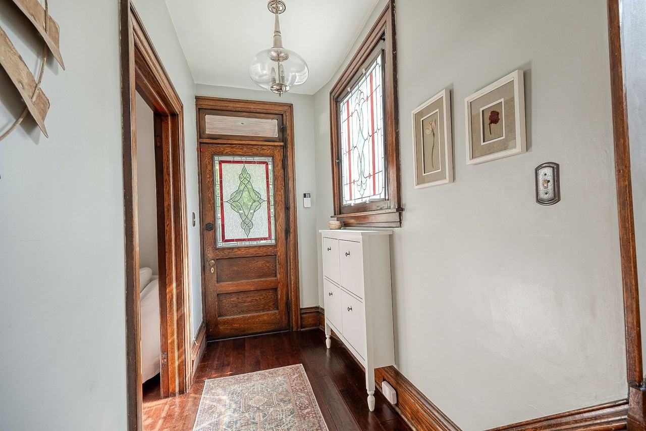 729 5th St - Photo 3 of 21