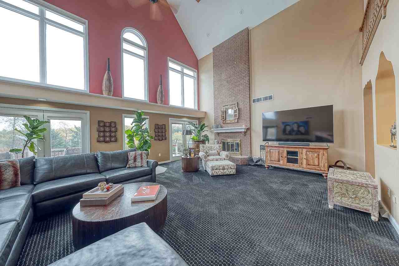 91 Merganser Dr - Photo 3 of 34