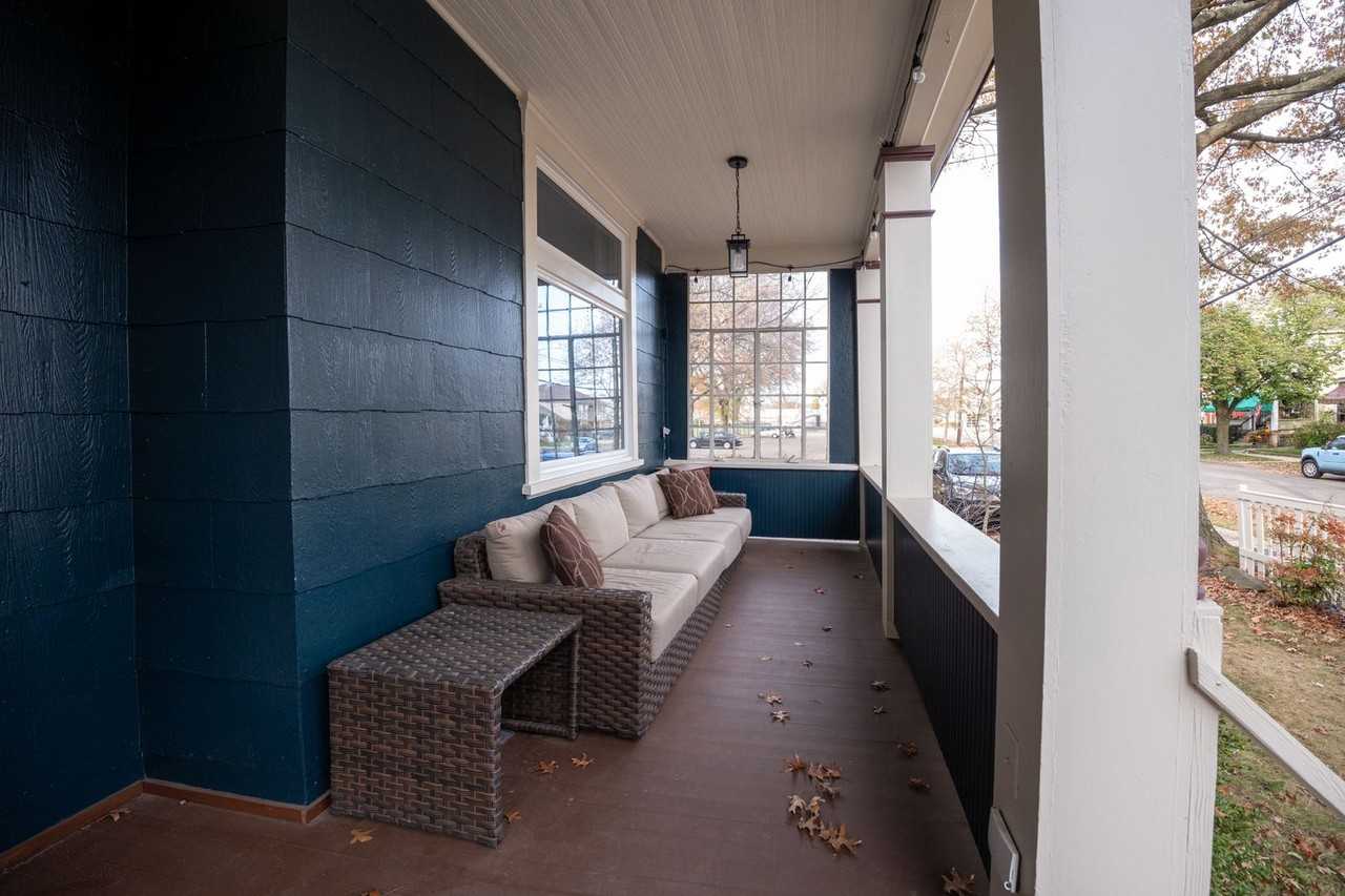 731 3rd St - Photo 2 of 21