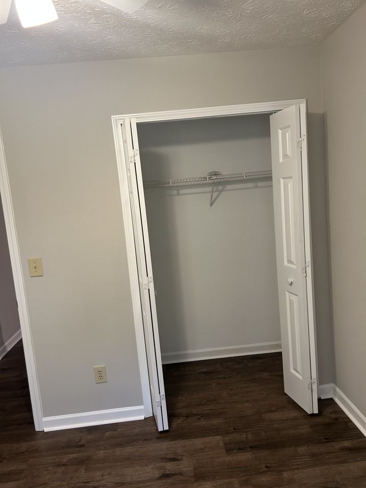 901 Lauren Kay Ct #NA - Photo 7 of 19