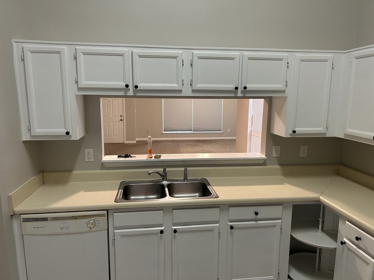 901 Lauren Kay Ct #NA - Photo 5 of 19