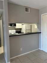 202 Plaza Verde Dr - Photo 1 of 1