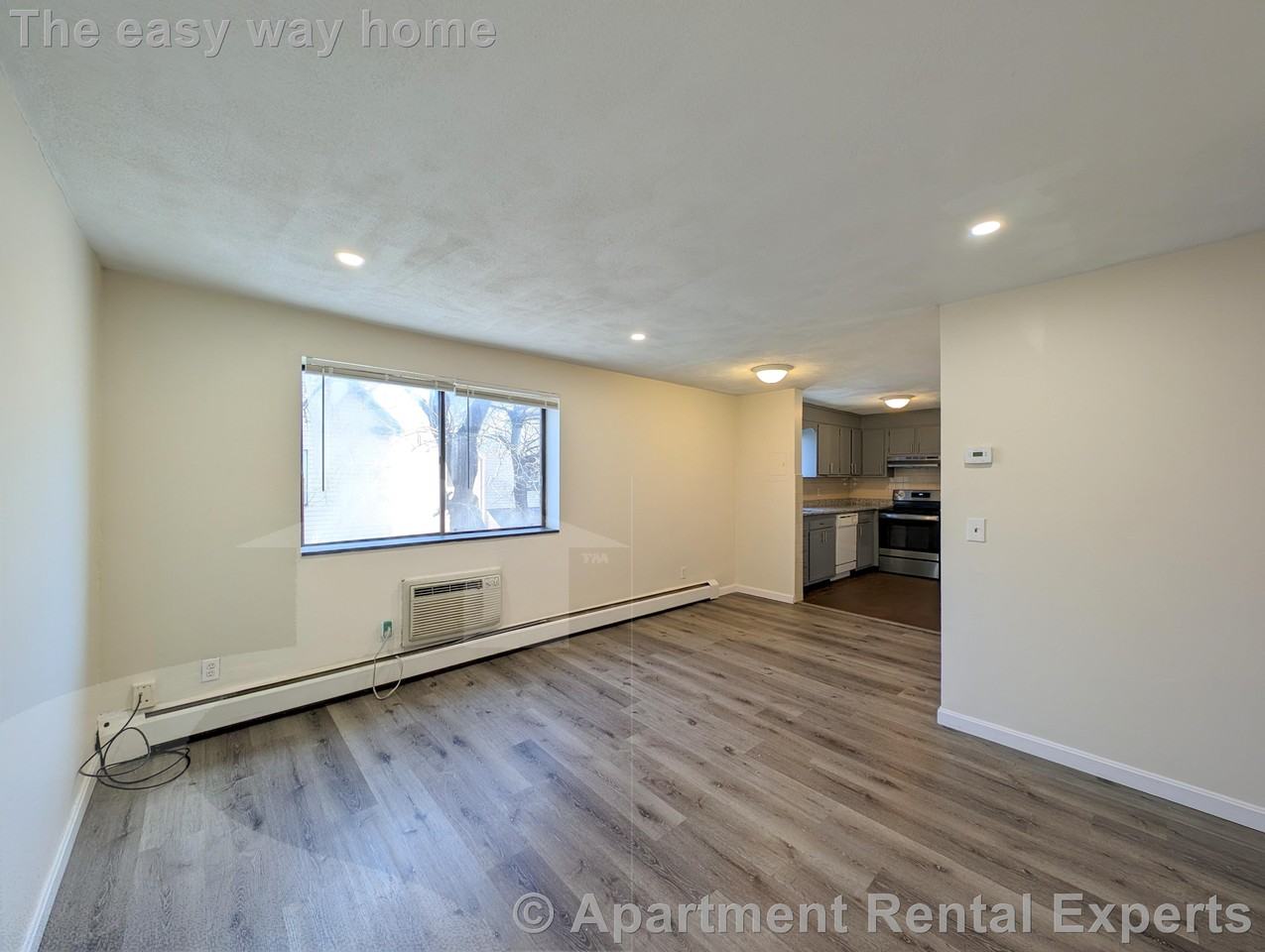 86 Newbury St #2