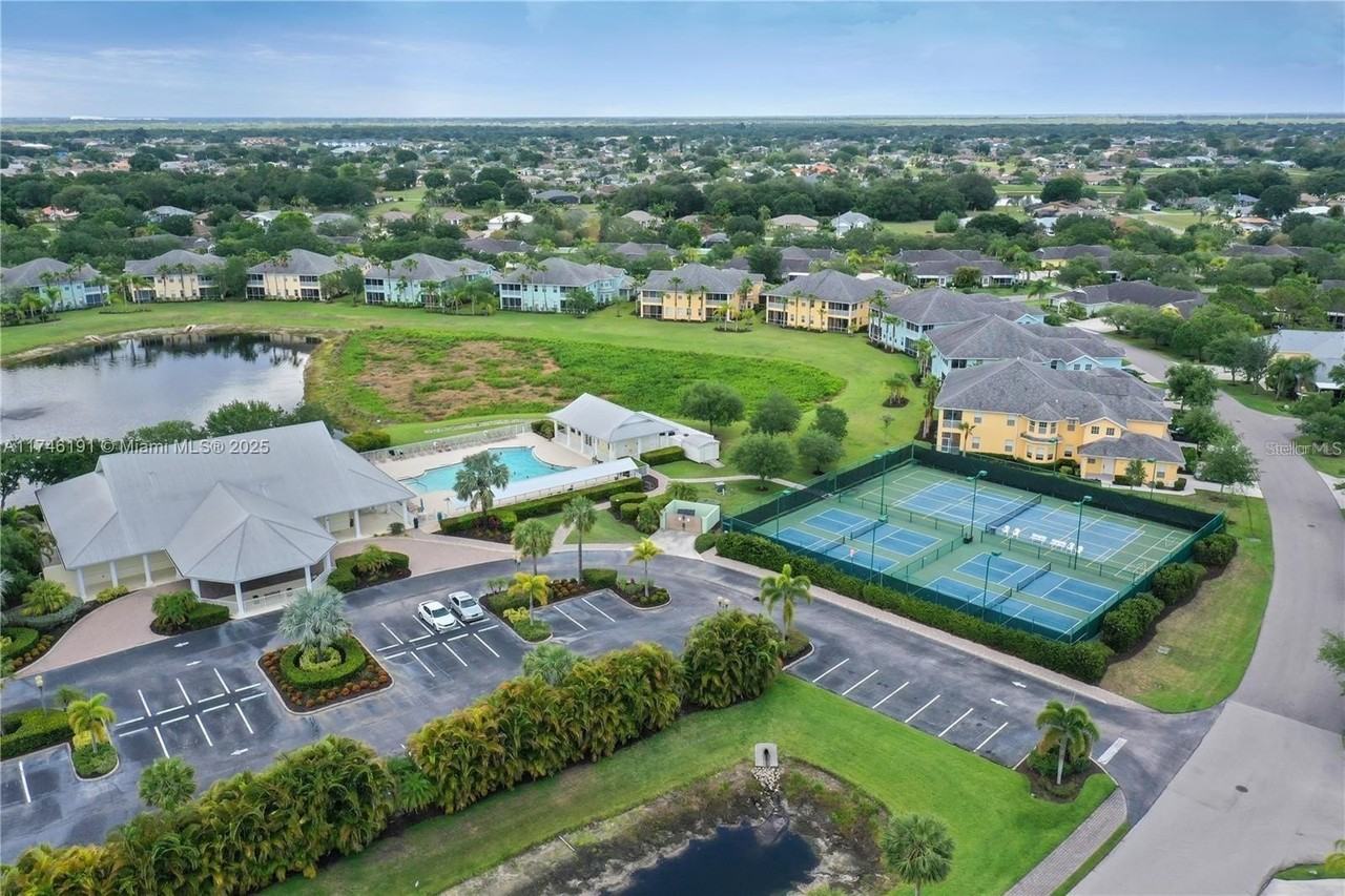 2121 Heron Lake Dr #204 - Photo 2 of 21