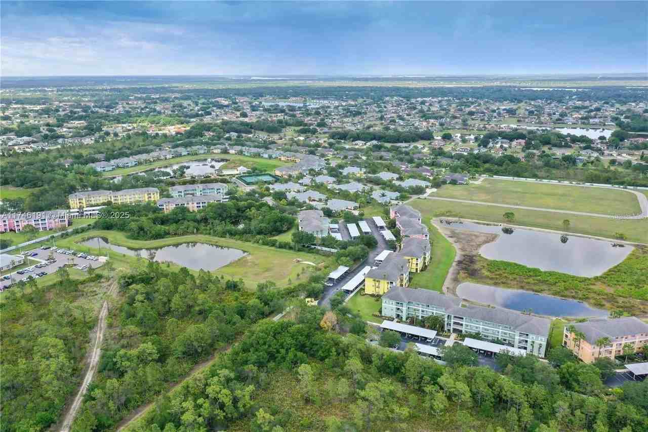 2121 Heron Lake Dr #204 - Photo 4 of 21