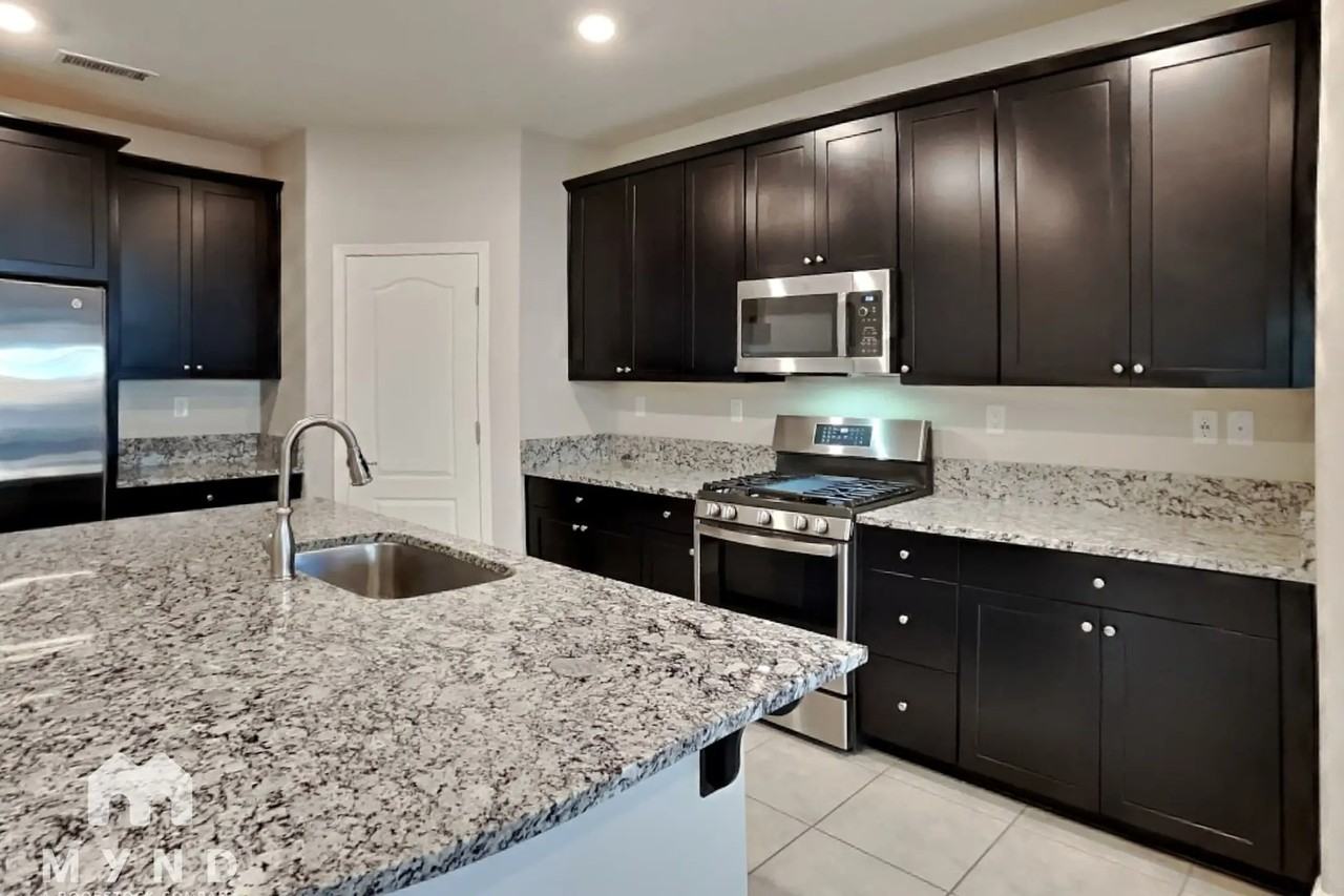 1254 Grey Owl Dr - Photo 3 of 29