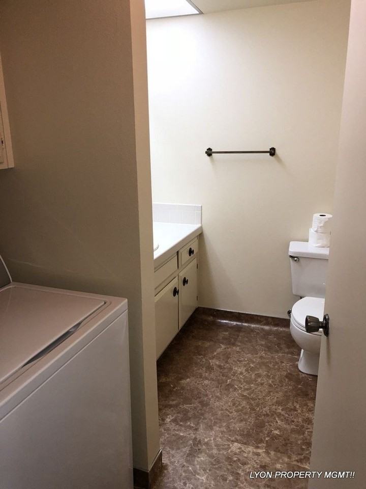 136 Touchstone Pl - Photo 7 of 13