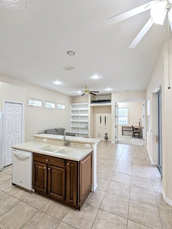 15719 Butterfish Pl - Photo 7 of 50