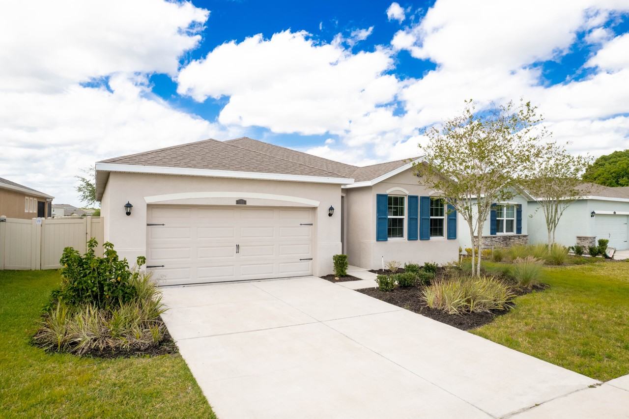 1189 Pipestone Pl - Photo 2 of 42