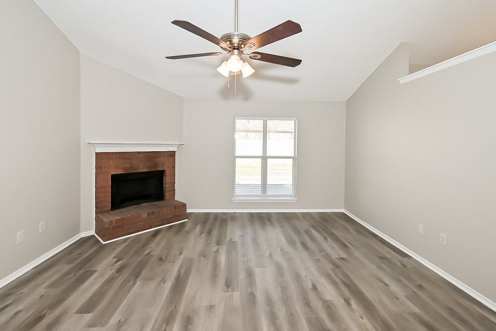 10448 Maplebrook Ln - Photo 4 of 16